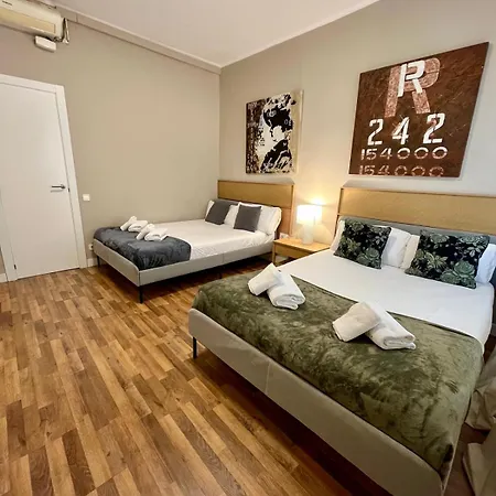Sagrada Familia Secret Apartment Barcelona
