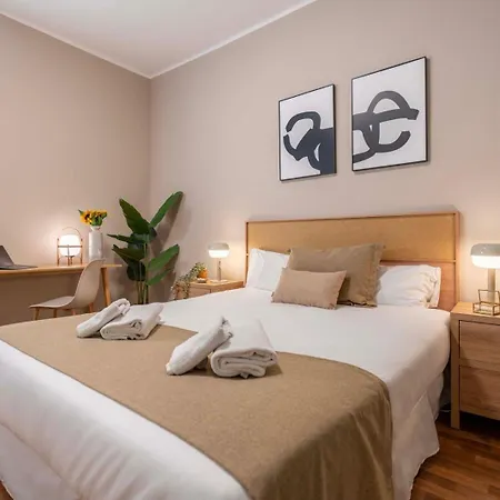 Sagrada Familia Secret Apartment Barcelona